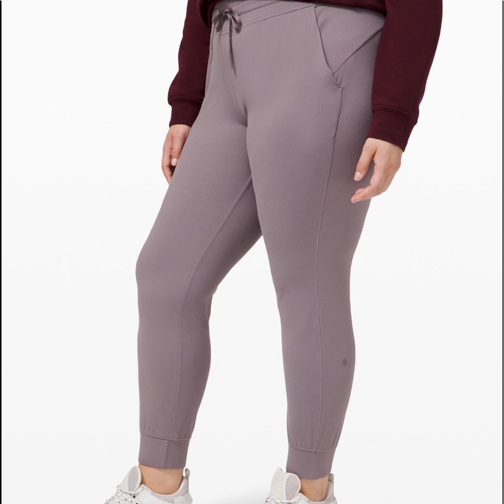 Ready To Rulu 29” Lululemon joggers